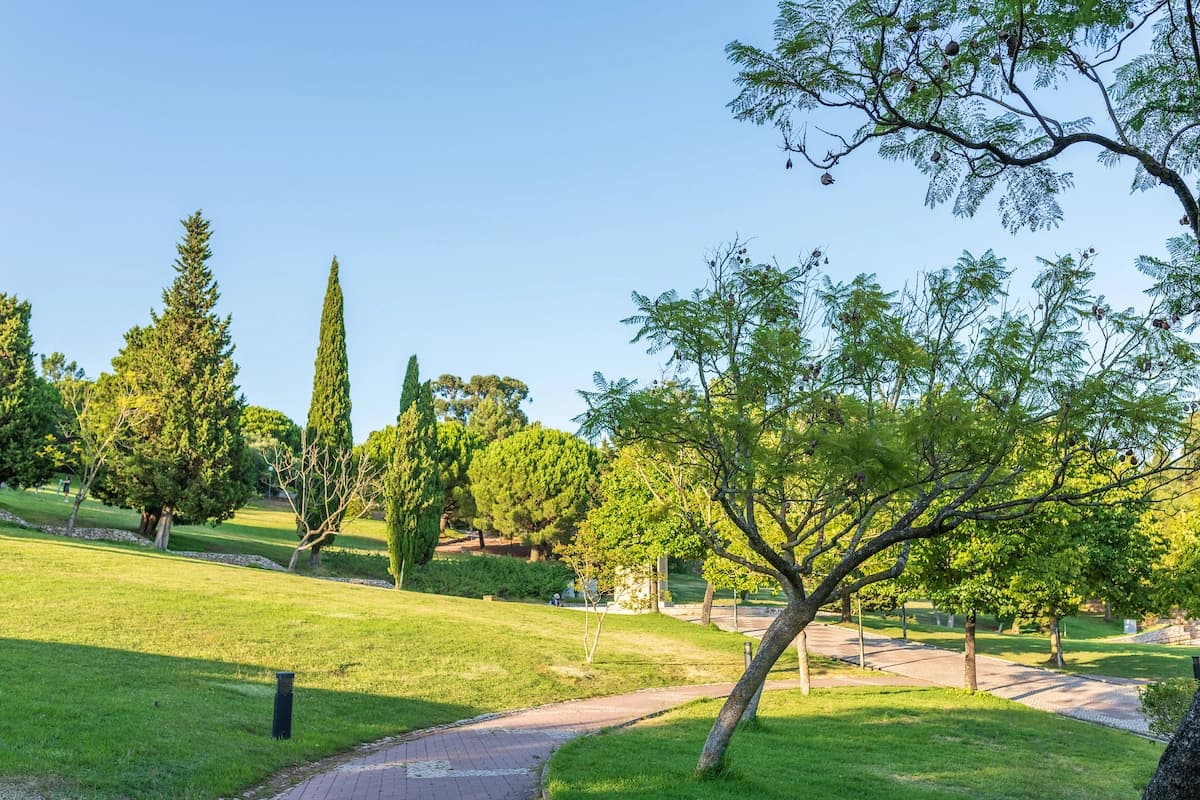 Parque Recreativo dos Moinhos de Santana em Lisboa